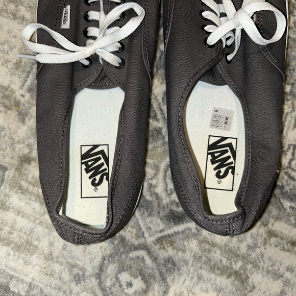 New Grey Vans Core Classic size 13 - Picture 4 of 4